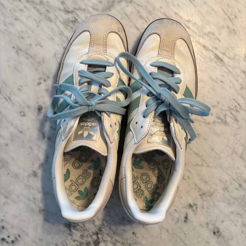 Adidas Sambas Size 9 Cream and Blue Sneakers